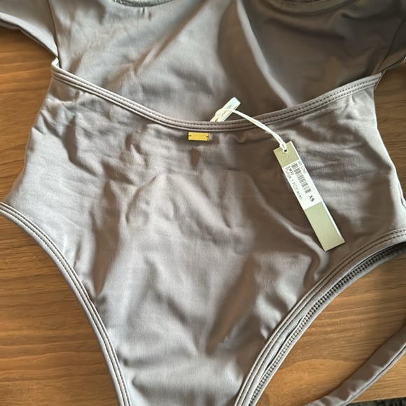 Gooseberry One Piece Swim BNWT - Picture 4 of 4